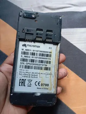 Micromax A108 Canvas L 8 GB Black
