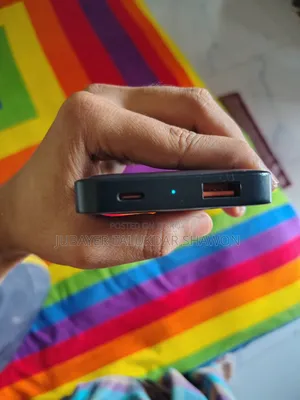 বেসউস ওয়্যারলেস পাওয়ার ব্যাংক
