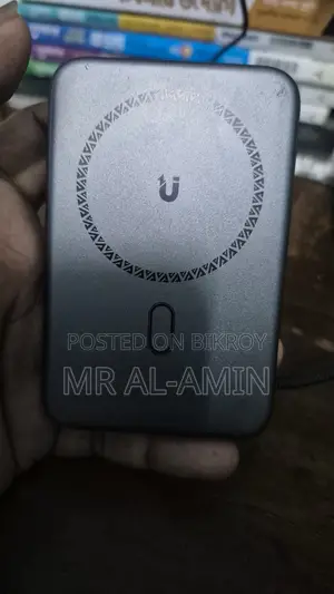 পাওয়ারব্যাংক ১০০০০ এমএএইচ নতুন ওয়্যারলেস