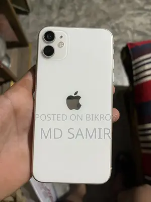 অ্যাপল আইফোন ১১ ৬৪ জিবি সাদা