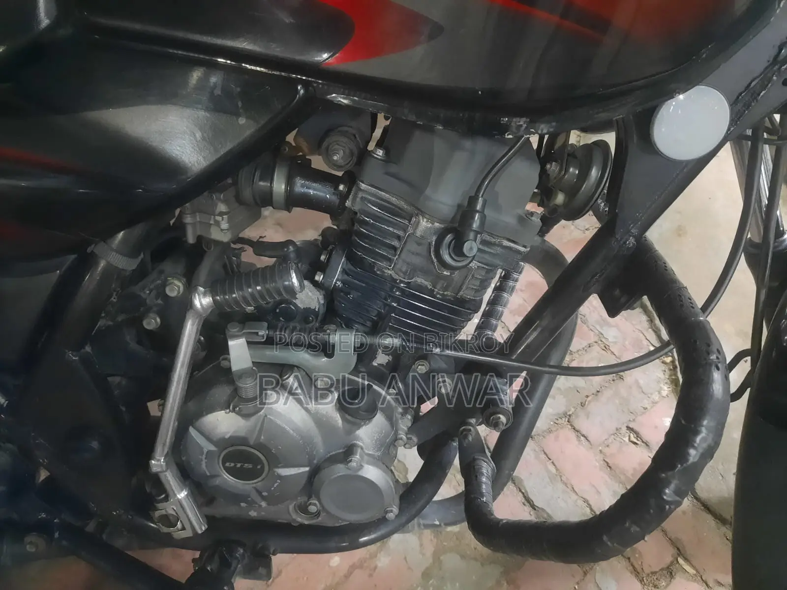 বাজাজ ডিসকভার ১৫০ ২০১৬ লাল