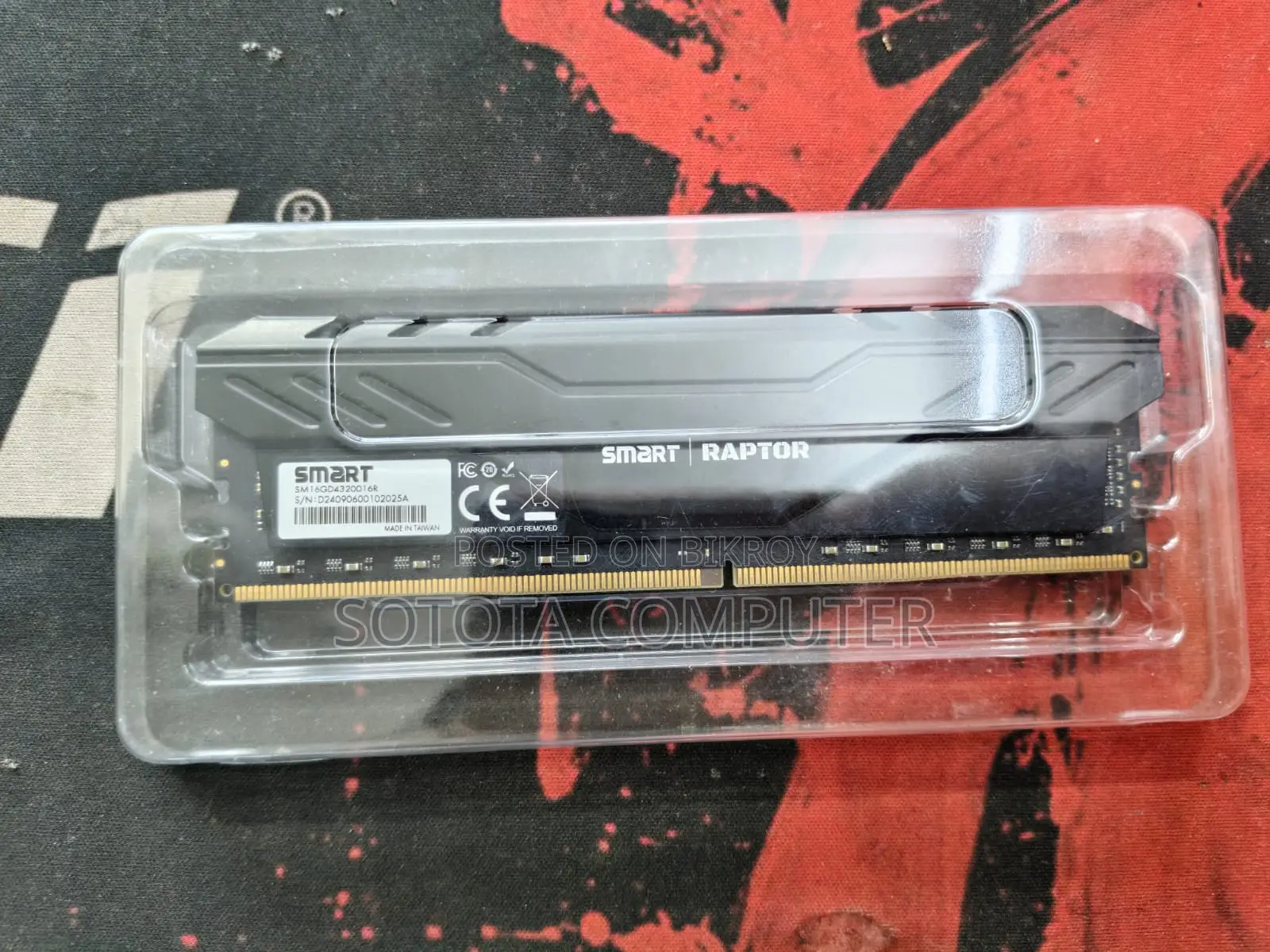 Smart Raptor 16GB DDR4 3200MHz Black Heatsink Desktop RAM