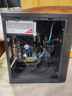 Desktop Computer Microsoft 8GB Intel Core i5 SSD 256GB