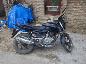 বাজাজ পালসার ১৫০ ২০১৩ কালো