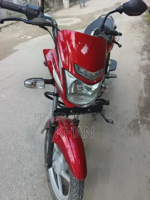 বাজাজ প্লাটিনা ১১০ ২০২২ লাল