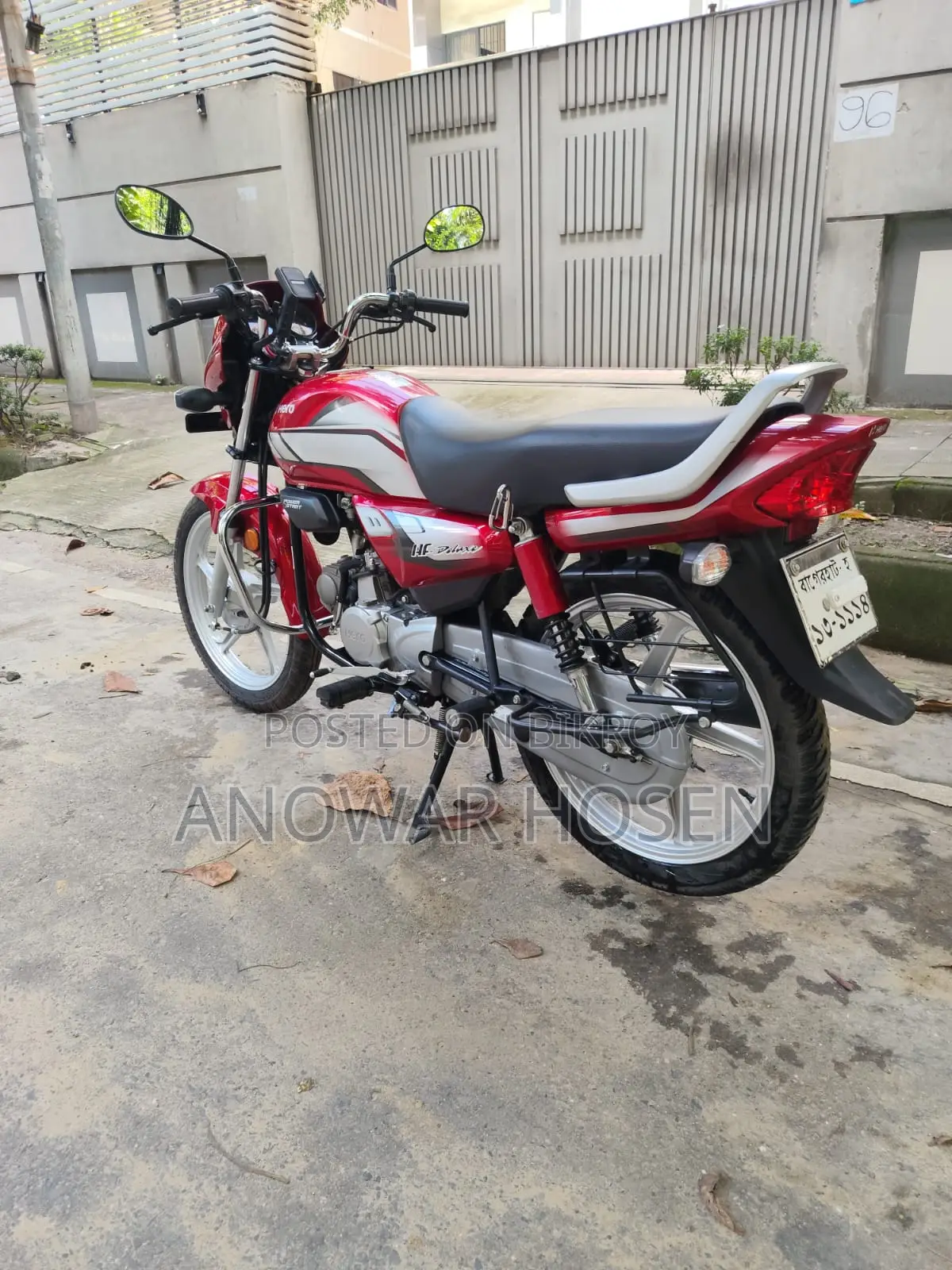 হিরো এইচএফ ডিলাক্স ২০২৬ রেড