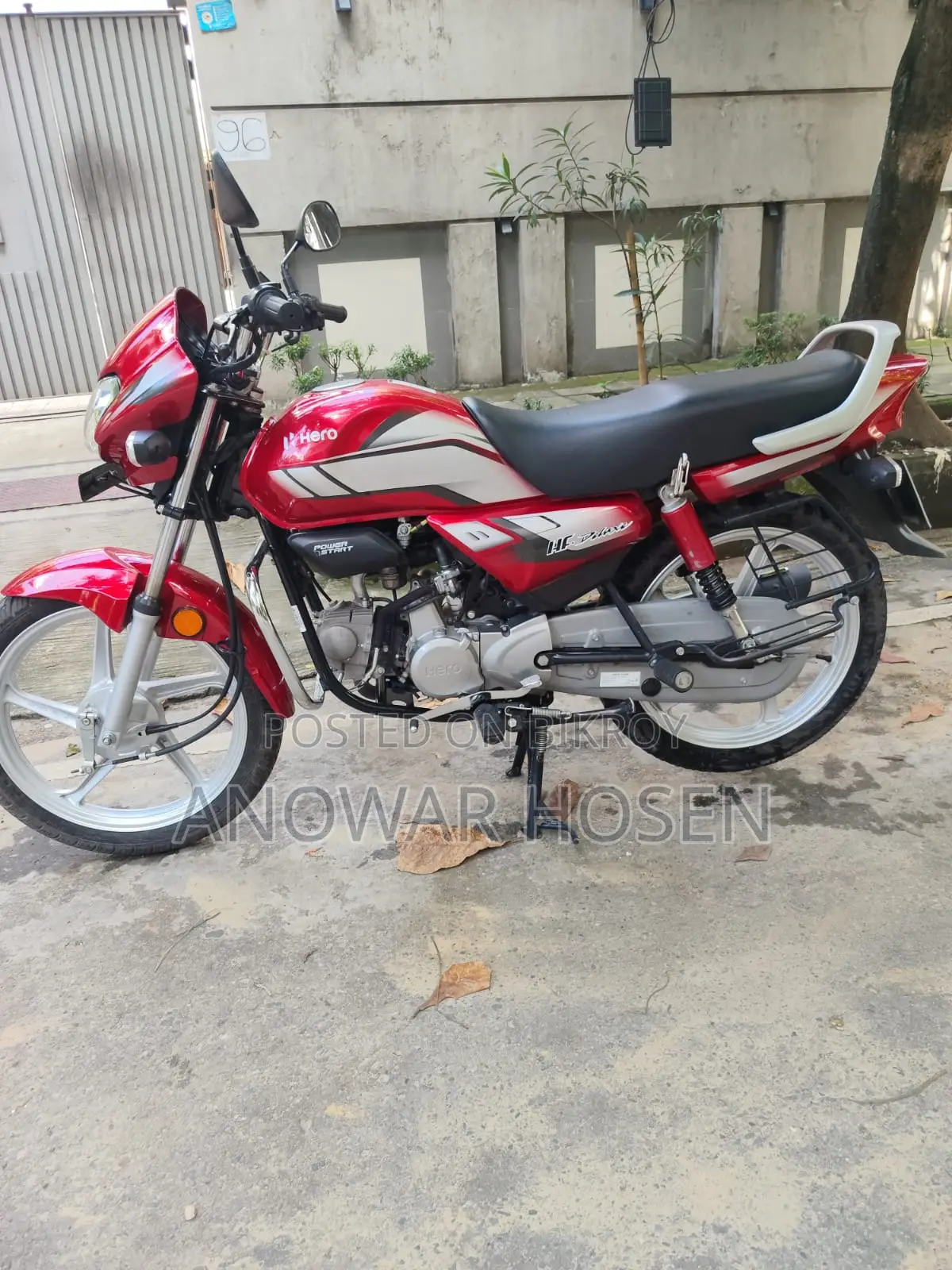 হিরো এইচএফ ডিলাক্স ২০২৬ রেড