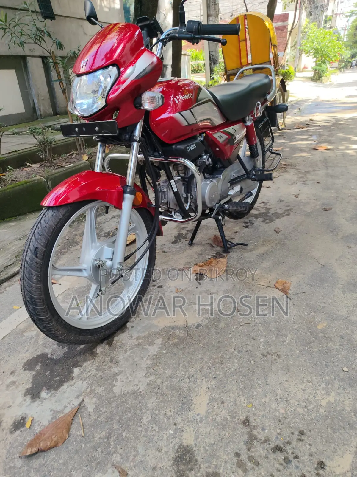 হিরো এইচএফ ডিলাক্স ২০২৬ রেড