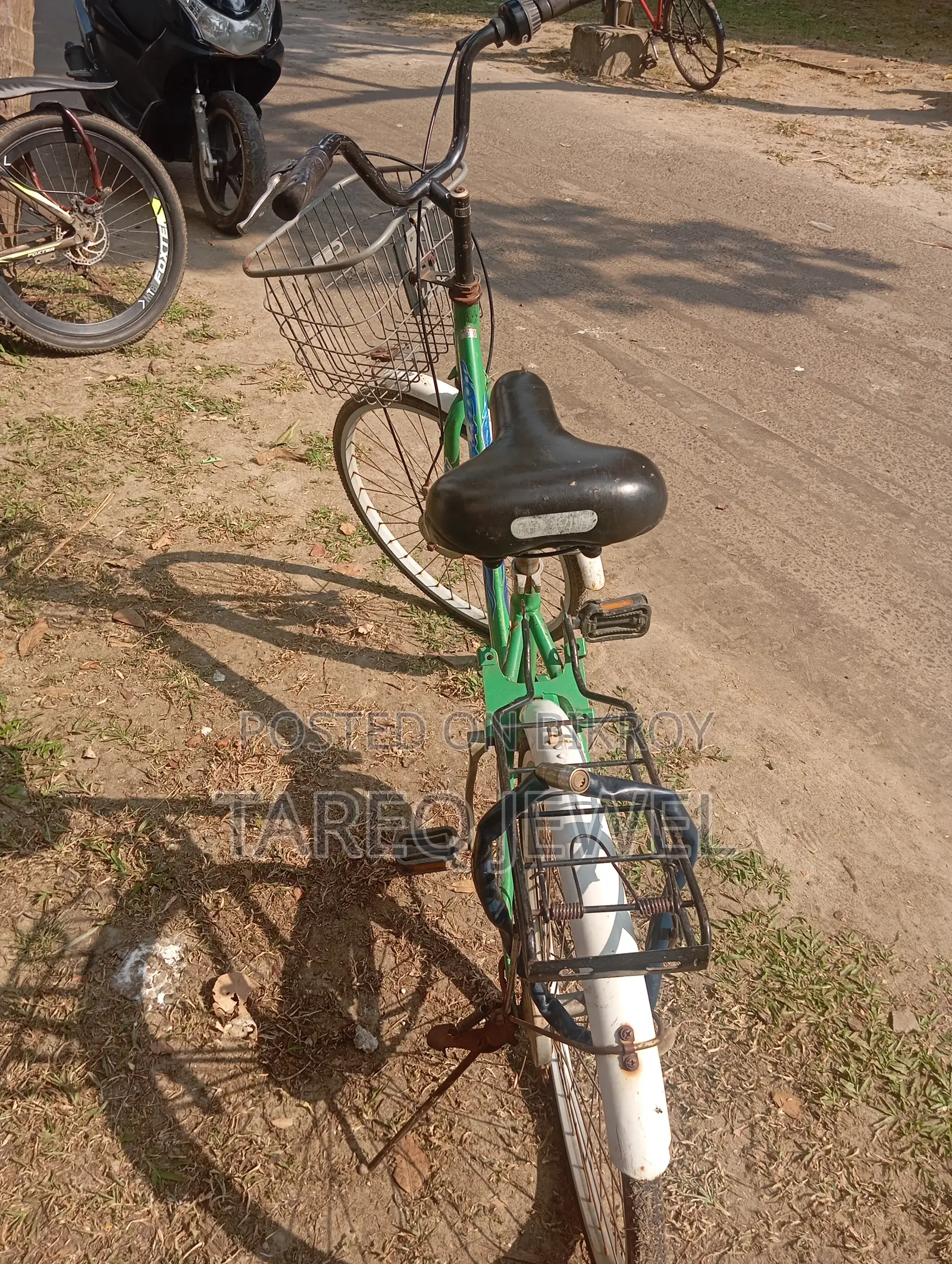 সাইকেল (টিউবলেস)