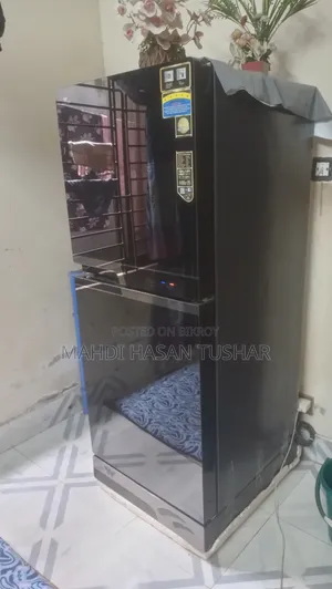 Walton 265L Refrigerator for sale — Used for less than a year