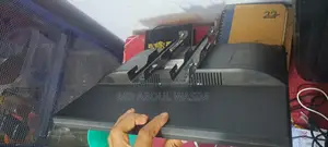 ব্যবহৃত ইছনিক মনিটর।
