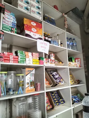 দোকানের রেক+ক্লাসের শোকেস