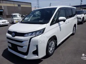 Toyota Noah 2022 Pearl