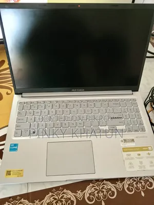 ল্যাপটপ ASUS Vivobook 15 8GB Intel Core I3 SSD 512GB