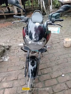 বাজাজ ডিসকভার ১৫০ ২০১১ ব্ল্যাক