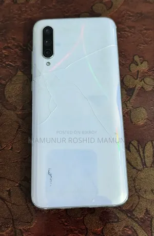 শাওমি মি ৯ লাইট ১২৮ জিবি হোয়াইট