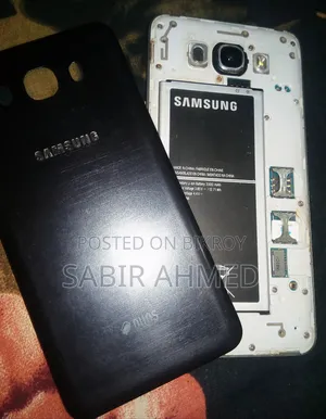 Samsung Galaxy J7 Pro 32 GB Black