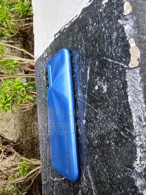 রিয়েলমি ১০টি ১২৮ জিবি ব্লু