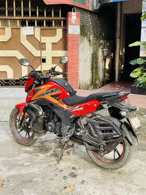 হোন্ডা হর্নেট ২০১৮ রেড
