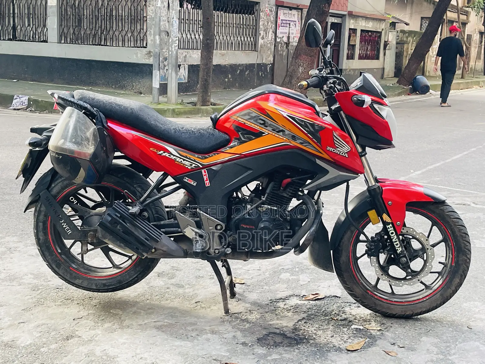 হোন্ডা হর্নেট ২০১৮ রেড