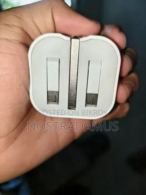২০ ওয়াট চার্জার