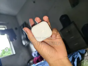 ২০ ওয়াট চার্জার