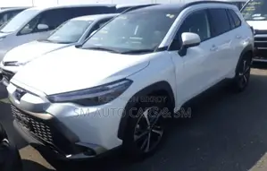 Toyota Corolla Cross 2023 Pearl