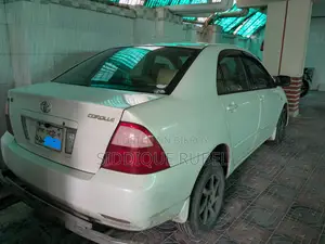 টয়োটা করোল্লা ২০০৫ পার্ল