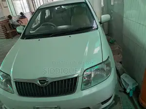 টয়োটা করোল্লা ২০০৫ পার্ল
