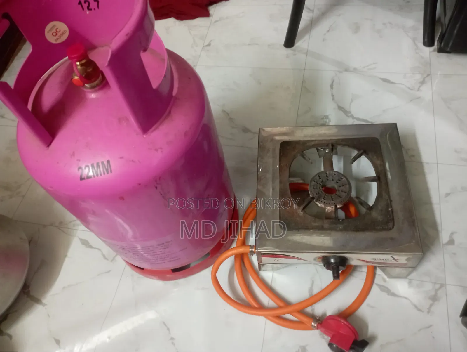 New Cyclender and Gas Stove for Sal