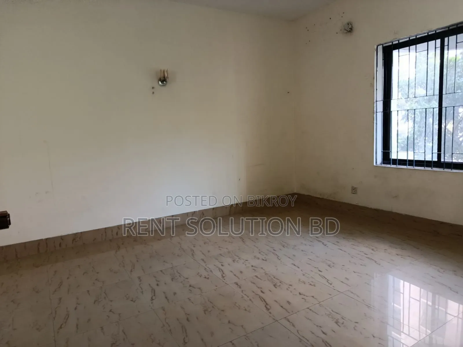 5-Bedroom Duplex in Gulshan for Rent