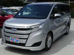 টয়োটা নোয়া ২০২১ ব্রাউন