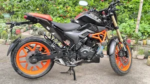 রানার বোল্ট ১৬৫আর ২০২২ ব্ল্যাক