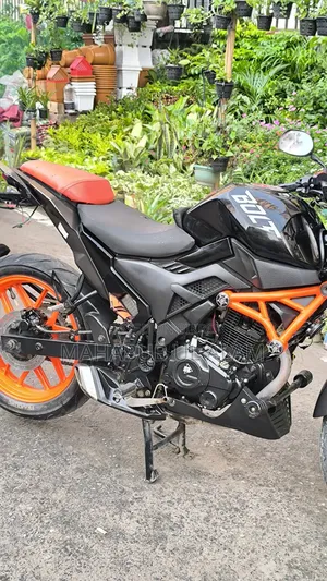 রানার বোল্ট ১৬৫আর ২০২২ ব্ল্যাক