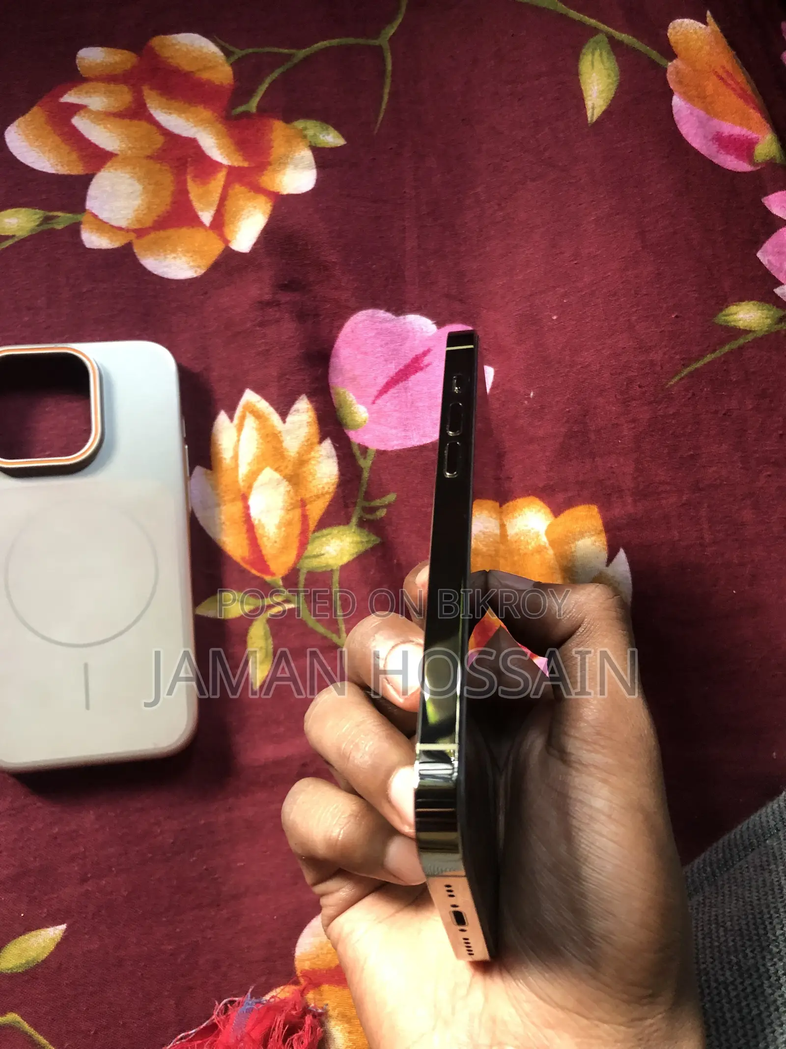 অ্যাপল আইফোন ১৪ প্রো ২৫৬ জিবি গোল্ড