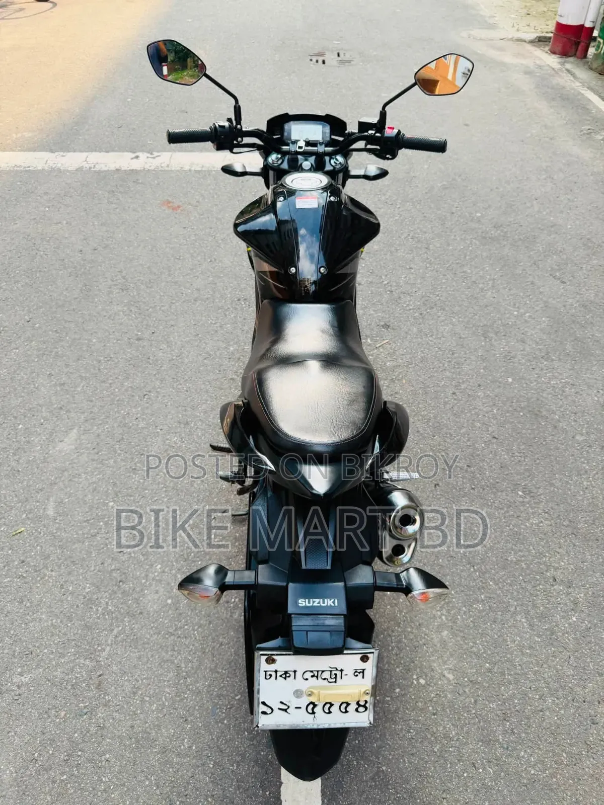 সুজুকি জিক্সার ২০২৩ ব্ল্যাক