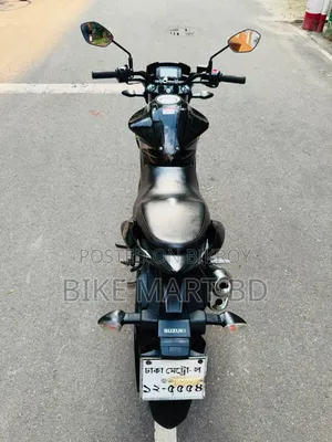 সুজুকি জিক্সার ২০২৩ ব্ল্যাক