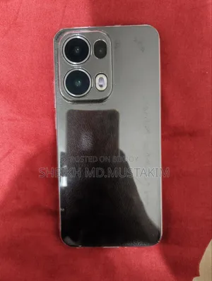 New Oppo Reno13 Pro 12 GB Black