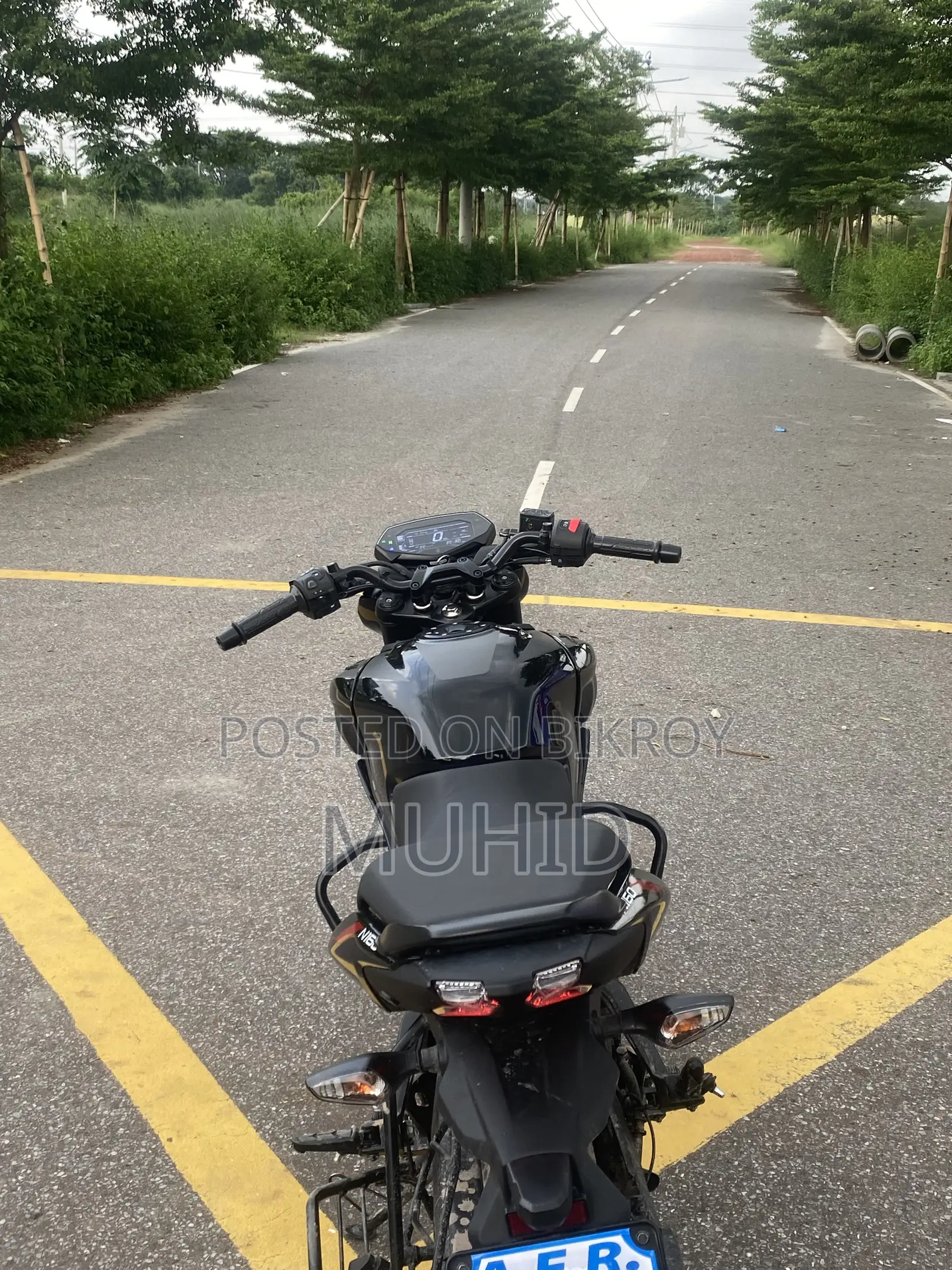 নতুন বাজাজ পালসার এন১৬০ ২০২৫ কালো