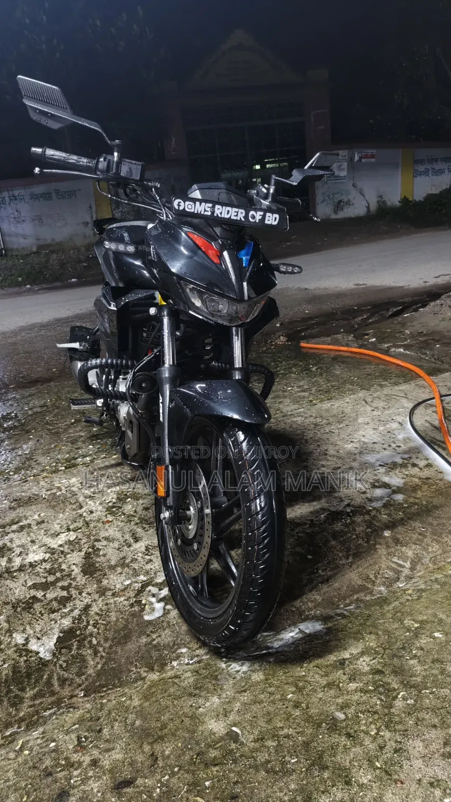 হিরো এক্সট্রিম ১২৫আর ২০২৫ কালো