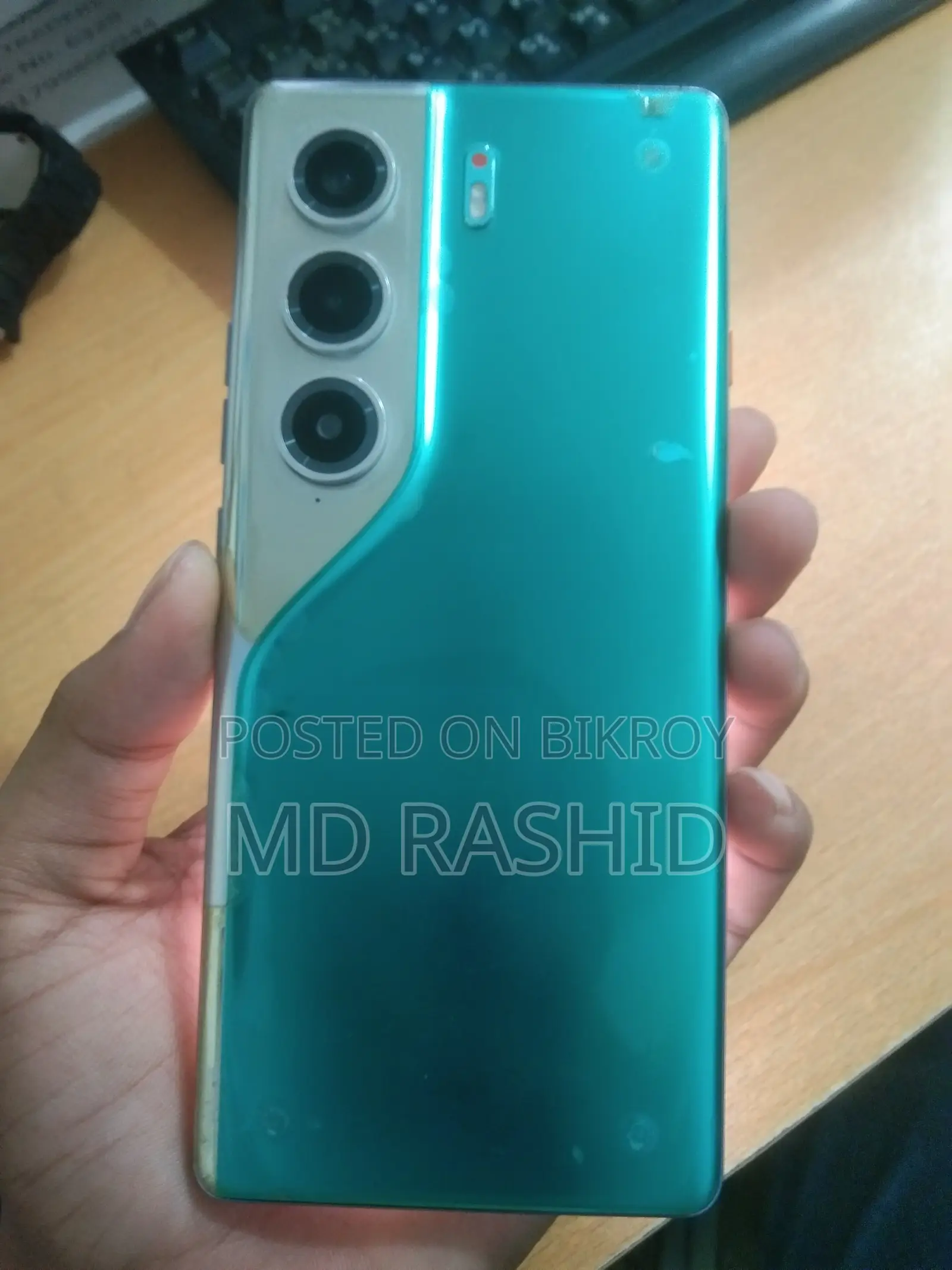 টেকনো ক্যামন ৪০ প্রো ৪জি ২৫৬ জিবি সবুজ