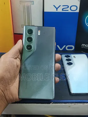 টেকনো ক্যামন ৪০ প্রো ৪জি ২৫৬ জিবি