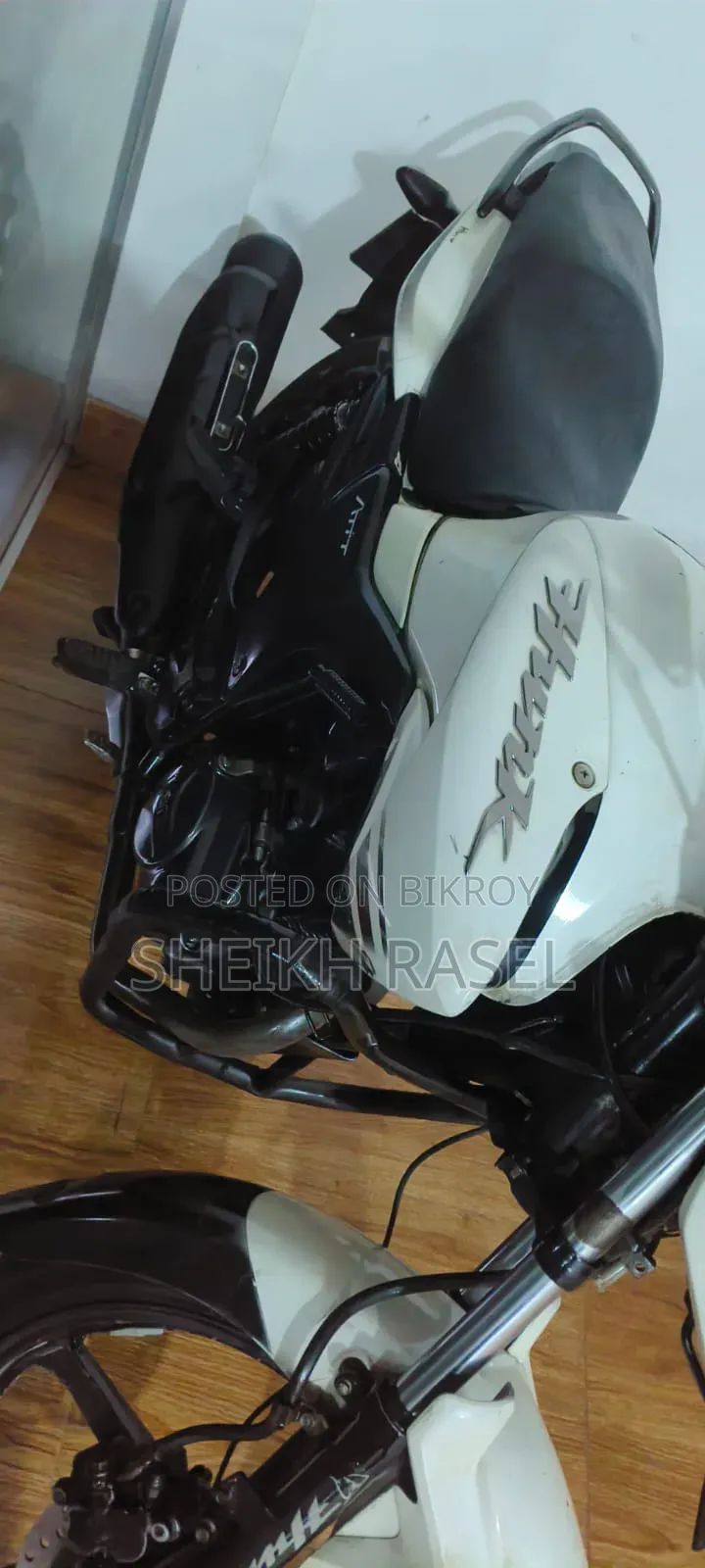Hero Hunk 2018 White