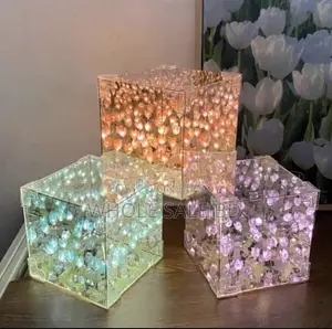 Mirror Tulip Lamp