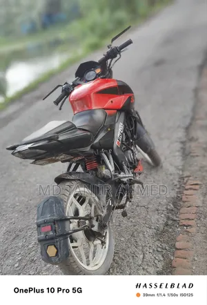 Bajaj Pulsar NS 160 2017 Red