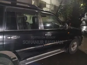Toyota 4-Runner 2000 Black