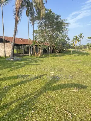 ১৮০ শতাংশ জমি বিক্রি