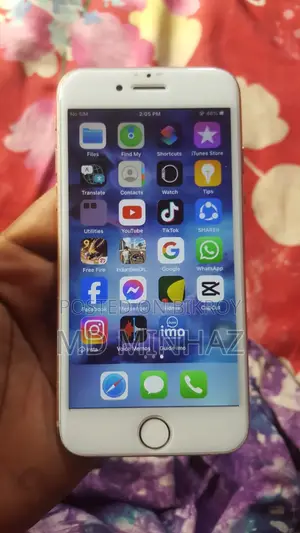 অ্যাপল আইফোন ৮ ৬৪ জিবি রোজ গোল্ড