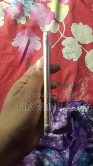 অ্যাপল আইফোন ৮ ৬৪ জিবি রোজ গোল্ড