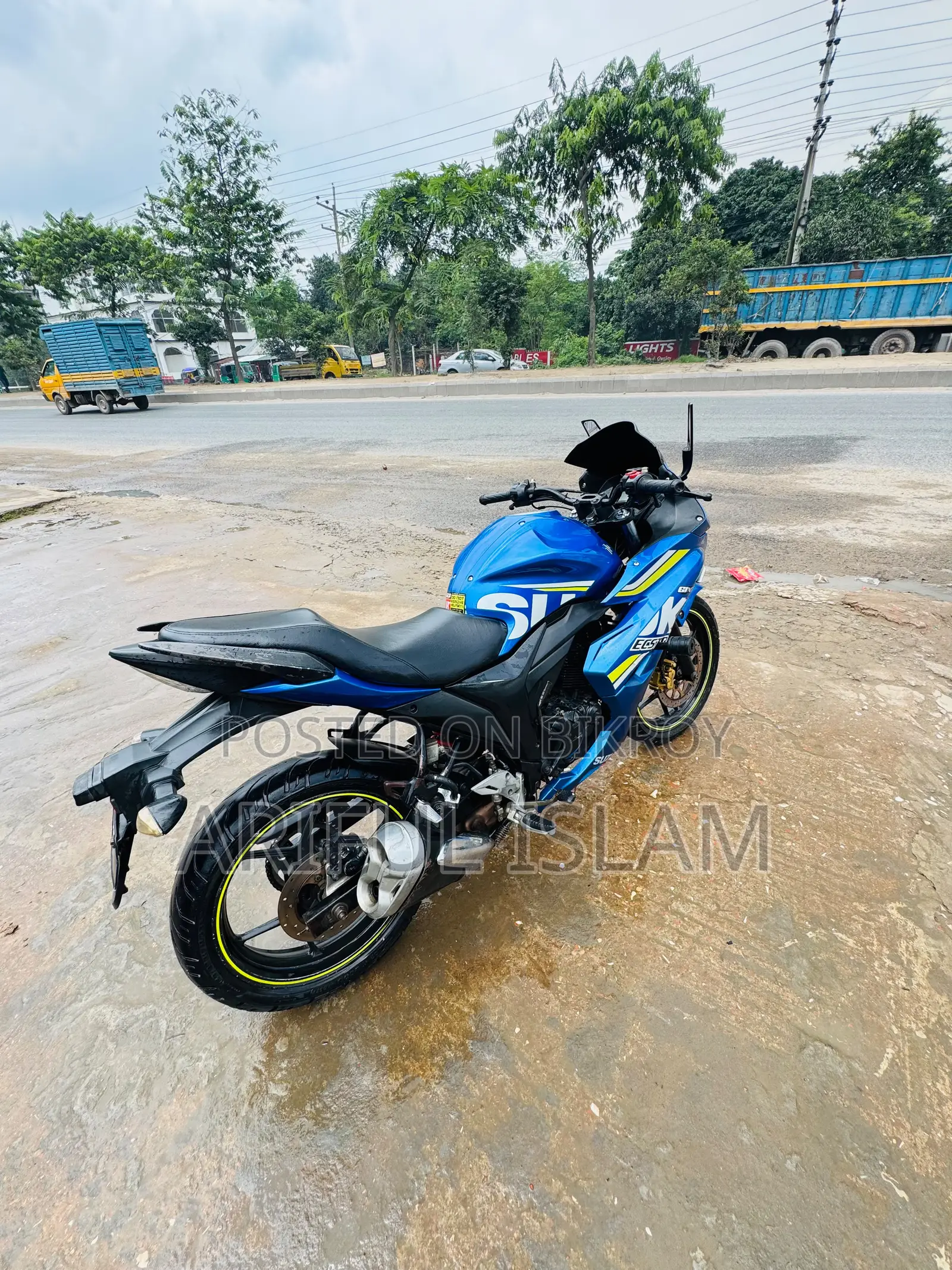 সুজুকি জিক্সার এসএফ ২০১৯ ব্লু